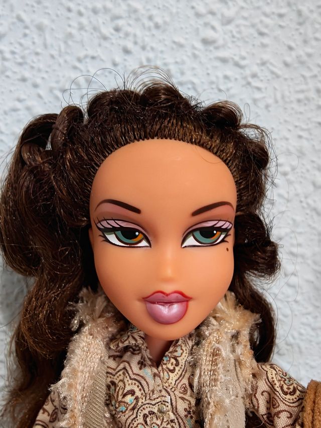 BONECA ORIGINAL YASMIN STYLE IT BRATZ