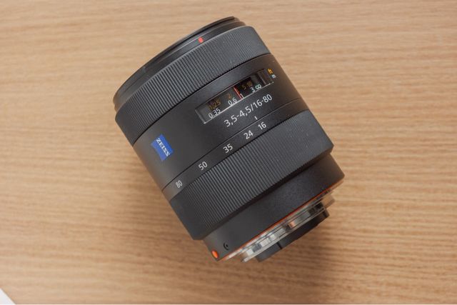 Sony SAL1680Z Vario-Sonnar T* DT