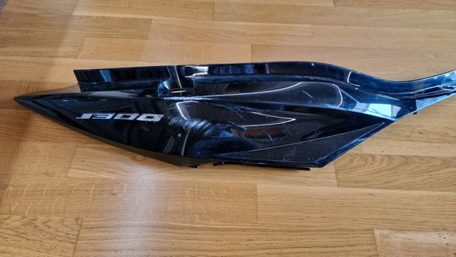 Cachas moto kawasaki j300 lateral