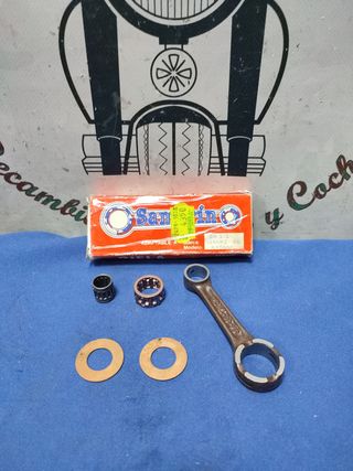 Suzuki Katana 50 biela motor