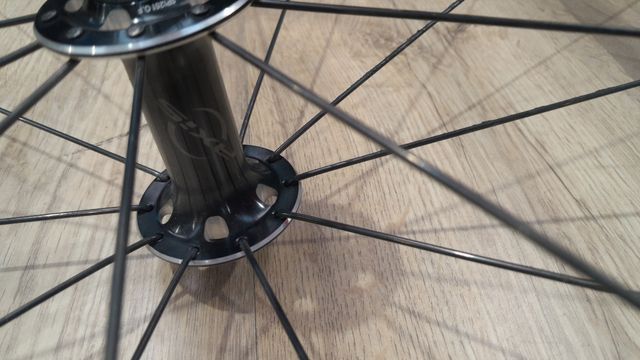 RUEDA DELANTERA AXIS