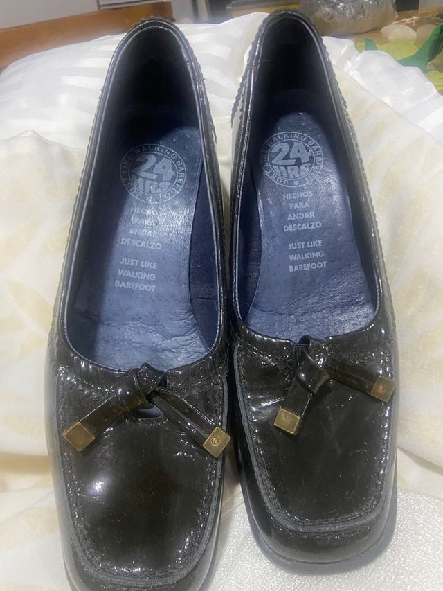 Zapato  24 horas talla 38 negro