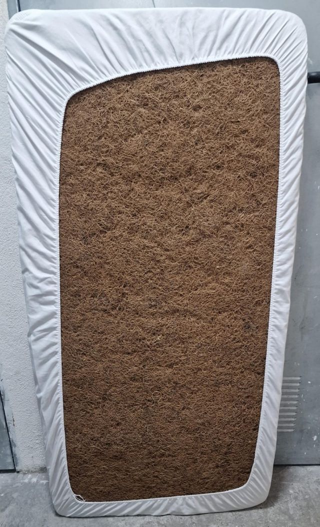 Cuna de madera marca prental