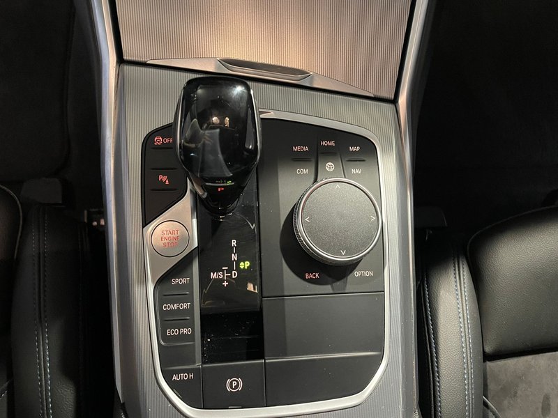 BMW Serie 3 2020, foto 21