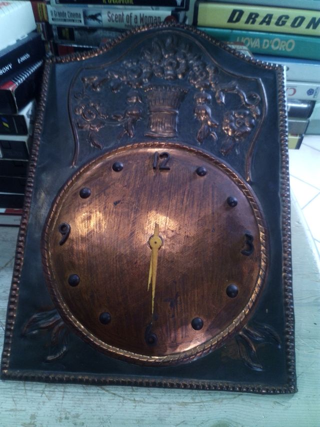 Orologio da parete in rame vintage artigianale