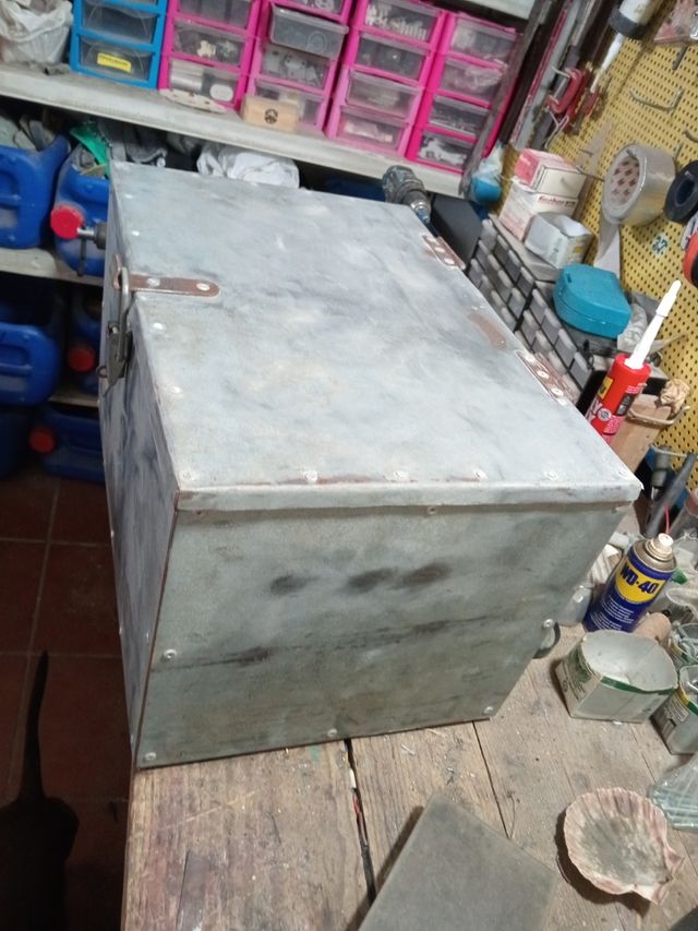 Cajón galvanizado