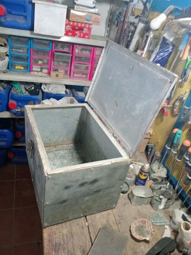 Cajón galvanizado