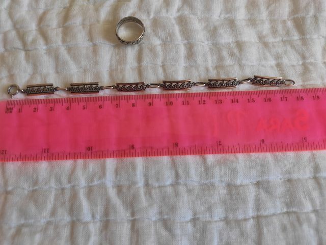 Pulsera de plata, hace conjunto con alianza