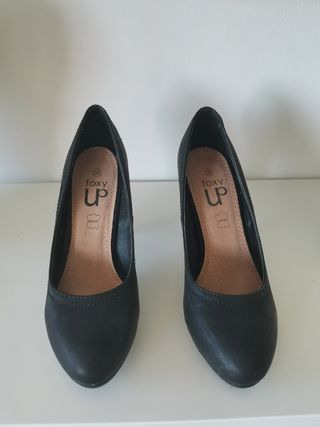 Zapato negro tacon mujer
