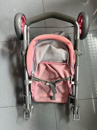 Silla bebé muñeca juguete como nueva en su caja.