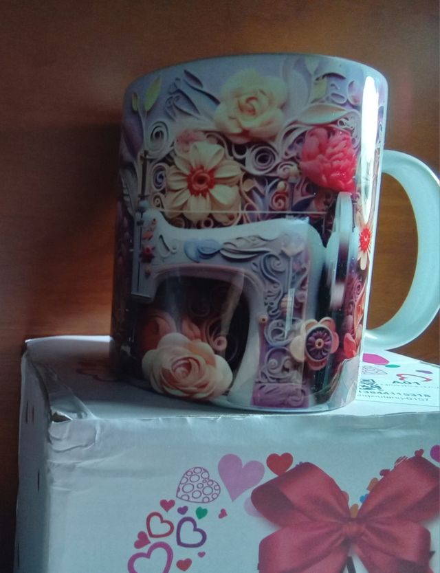 Caneca coleção. Nova em caixa
