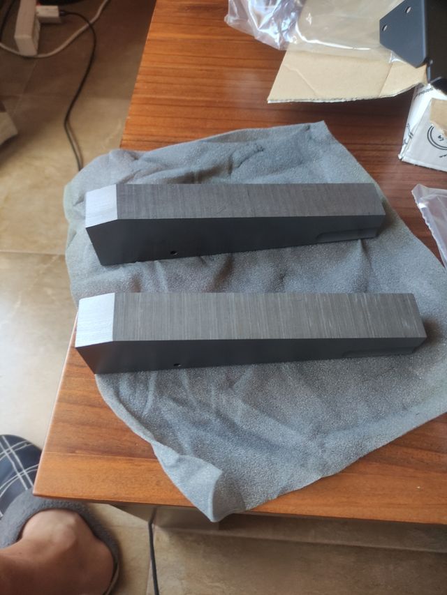 Engrasador cadena grafito Suzuki V Strom 650