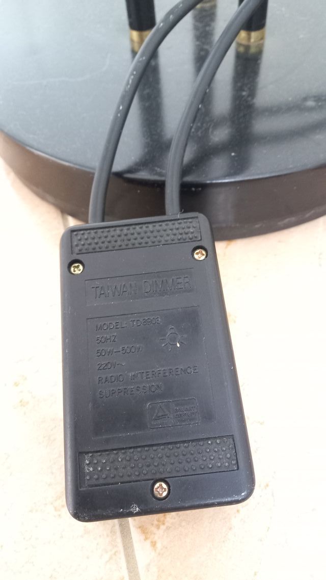 Lámpara pie halógena Regulable +2 Bombillas Nuevas