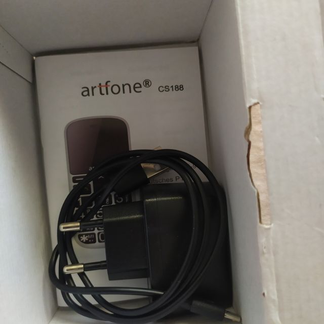 Teléfono nuevo para personas mayores