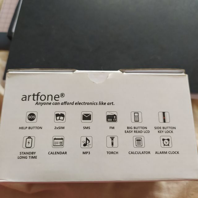 Teléfono nuevo para personas mayores