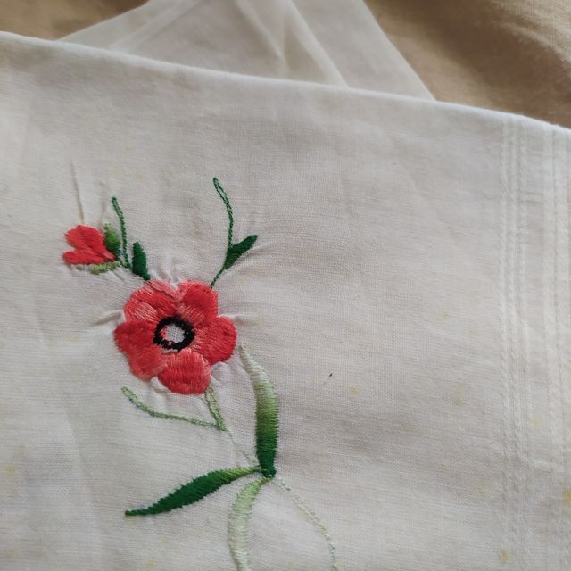 Pañuelos bordados antiguos