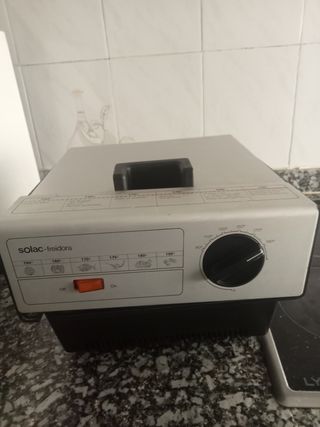 Freidora de aceite 