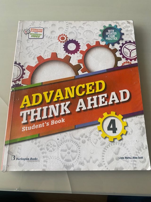 ADVANCED THUNK AHEAD student,s book 4