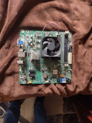 Placa base +athlon II x2 215+ disipador