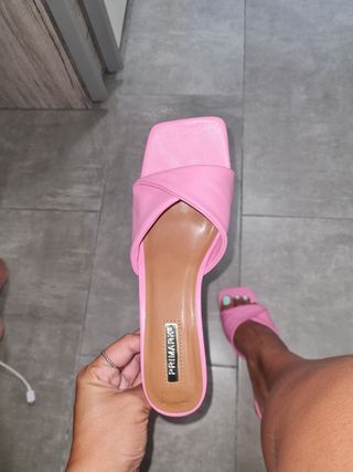 Sandalias tacon bajo