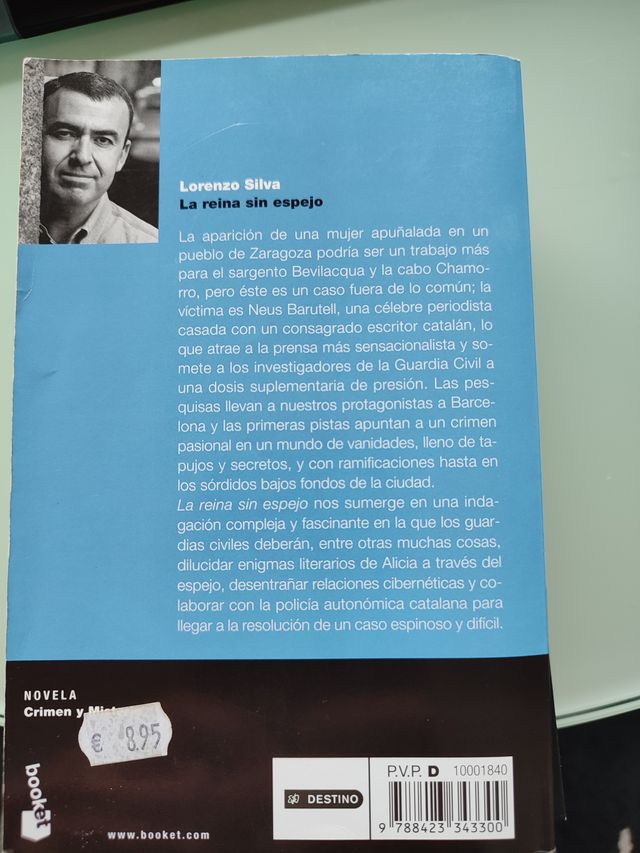 Libro "La reina sin espejo" de Lorenzo Silva