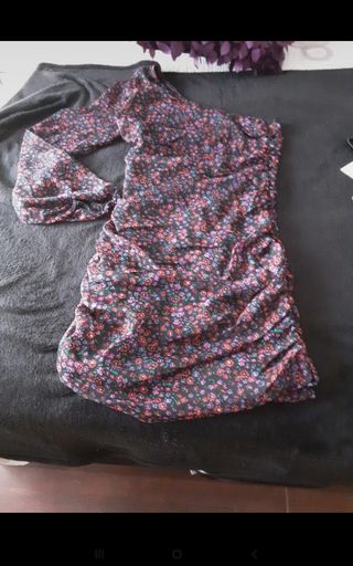 Vestido Stradivarius