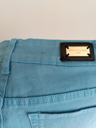 Pantalones celeste Roberto verino
