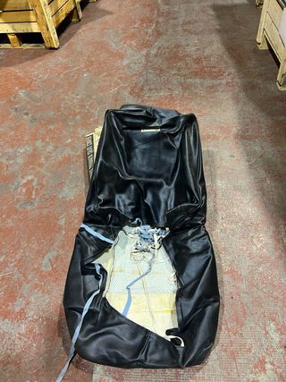 Funda asiento negra delante acolchada Morris 1100
