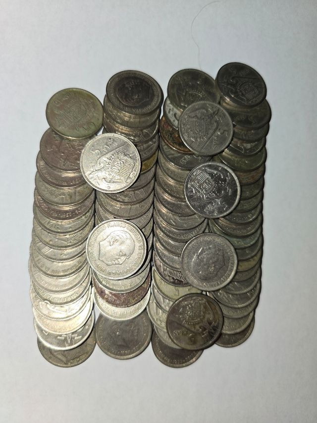 Monedas 5 pesetas años varios.