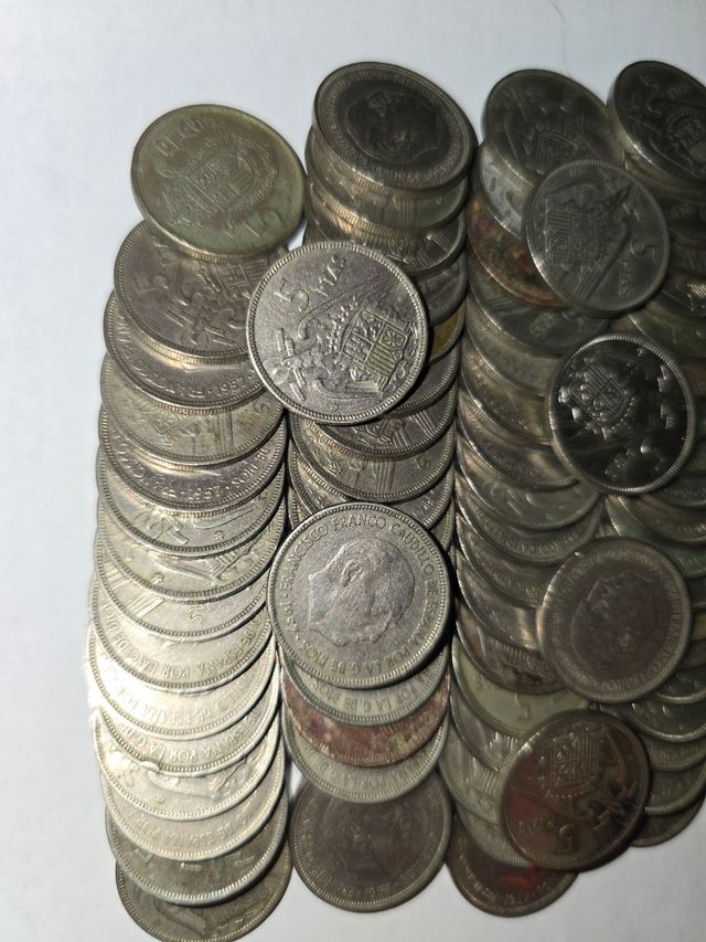 Monedas 5 pesetas años varios.