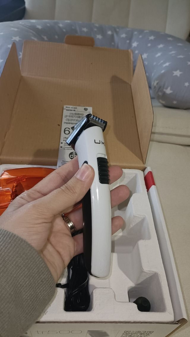 Maquinilla cortapelo nueva UKI TR500
