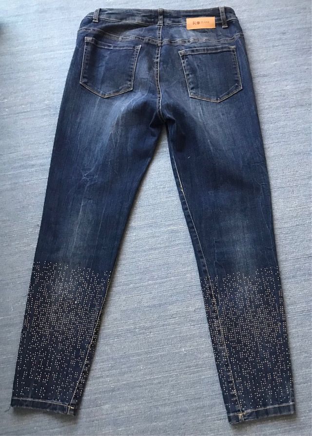 Vaquero con etiqueta