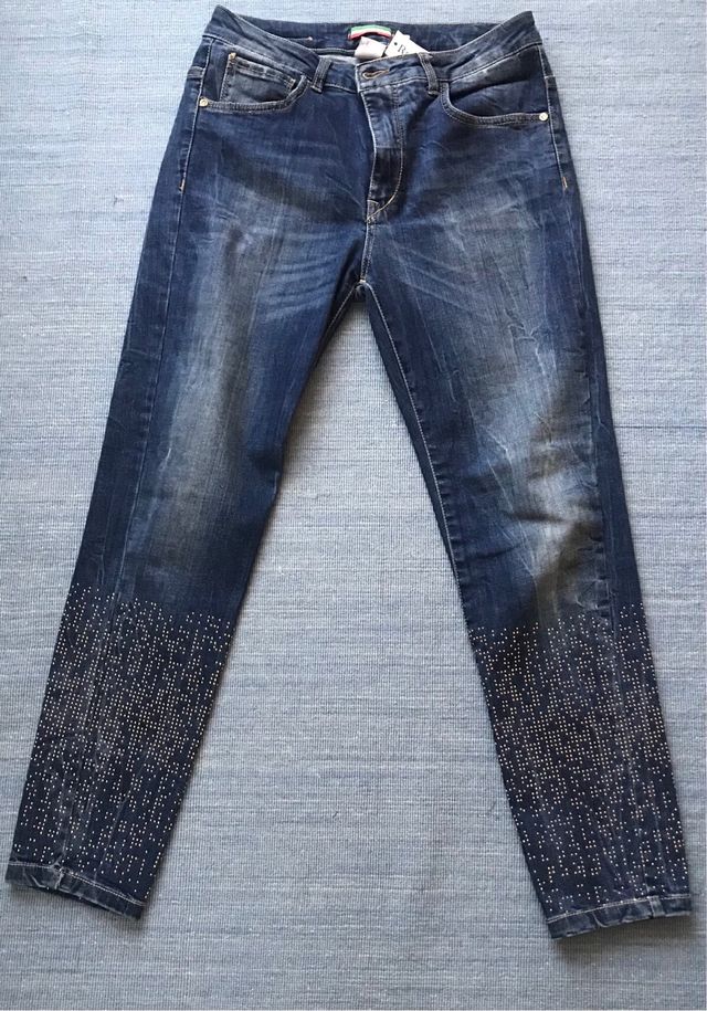 Vaquero con etiqueta