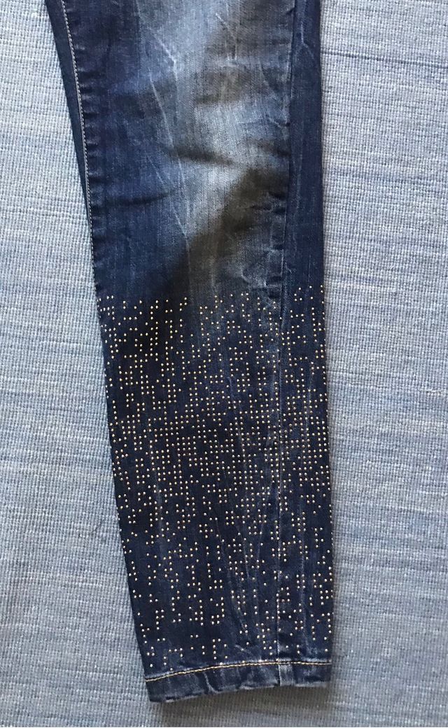 Vaquero con etiqueta