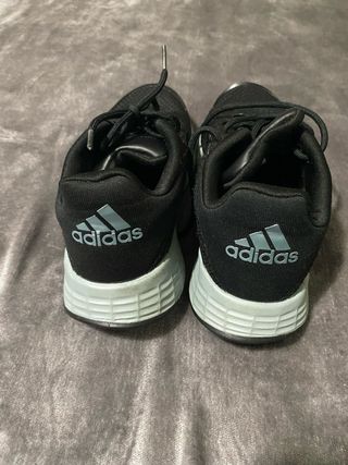Zapatillas marca adidas
