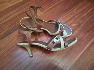 Sandalias tacon bajo