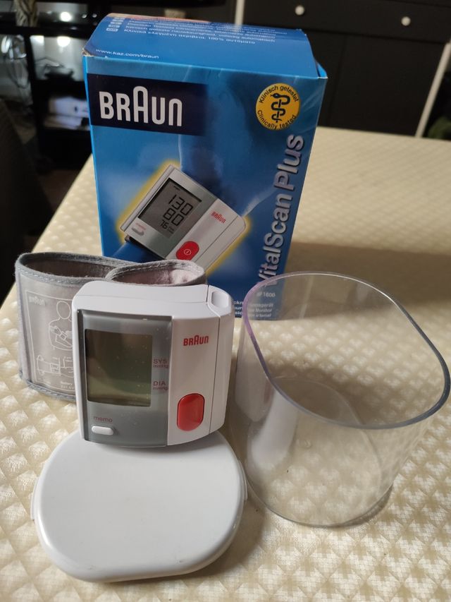 TENSIOMETRO MUÑECA BRAUN