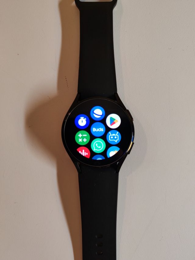 Samaung Galaxy Watch 4