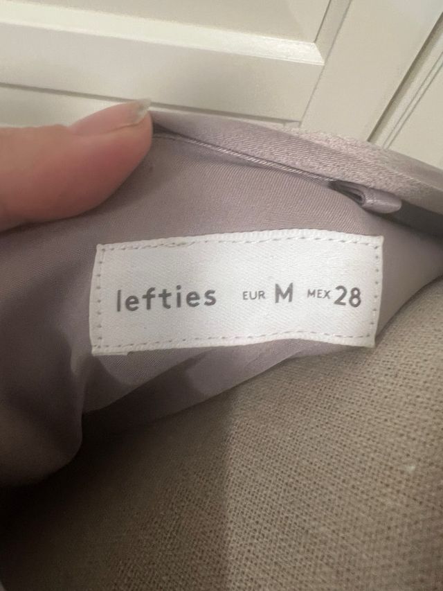 Kimono, elegante color plata.