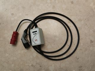 CARGADOR COCHE ELÉCTRICO 