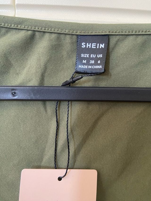 Camiseta caqui sin estrenar