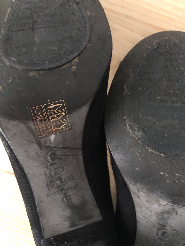 Zapatos Piel cerrados T.41