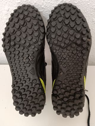 Zapatillas Adidas Copa fútbol núm 33