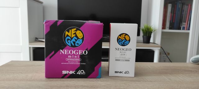 NeoGeo mini INTERNATIONAL + 1 mando