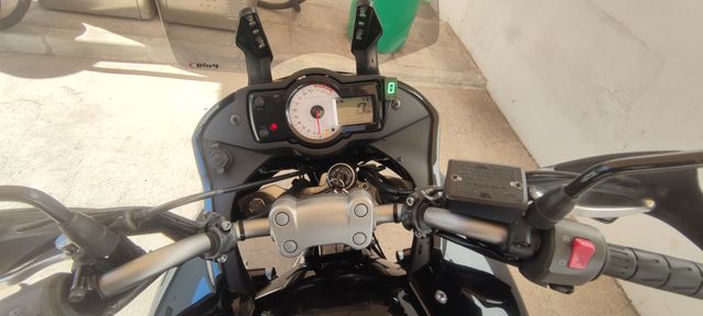 KAWASAKI VERSYS 650CC. ABS