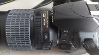 Nikon D3100 y 18-105 VR