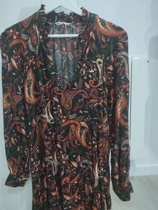 Vestido manga larga Stradivarius