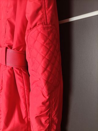 Plumas corto rojo 