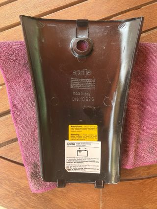 Coperchio tunnel Aprilia se 93-96