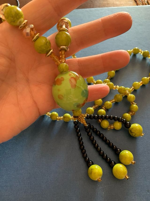 Collana donna con perline verde chiaro